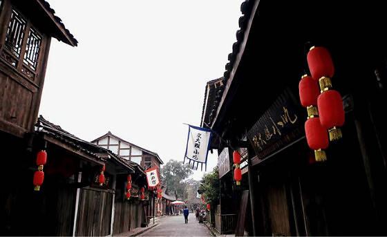 婚宴刚开大妈就打包仅剩2个菜，你还见过哪些奇葩现象？游戏画面